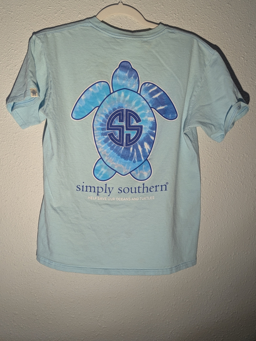 Simply Southern Light Blue Tee with Blue Tie-Dye Turtle Youth Large